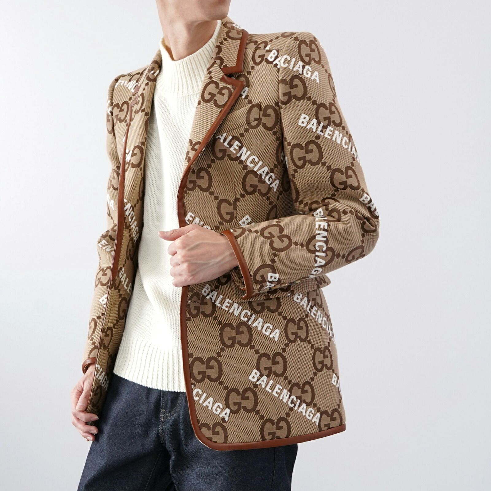 【新品 未使用】GUCCI&times;BALENCIAGA ハッカー コラボ ジャケット グッチ バレンシアガ ベージュ メンズ 男性 人気 おすすめ プレゼント ロゴ 【中古】｜EARTH BOUTIQUE 235,000円