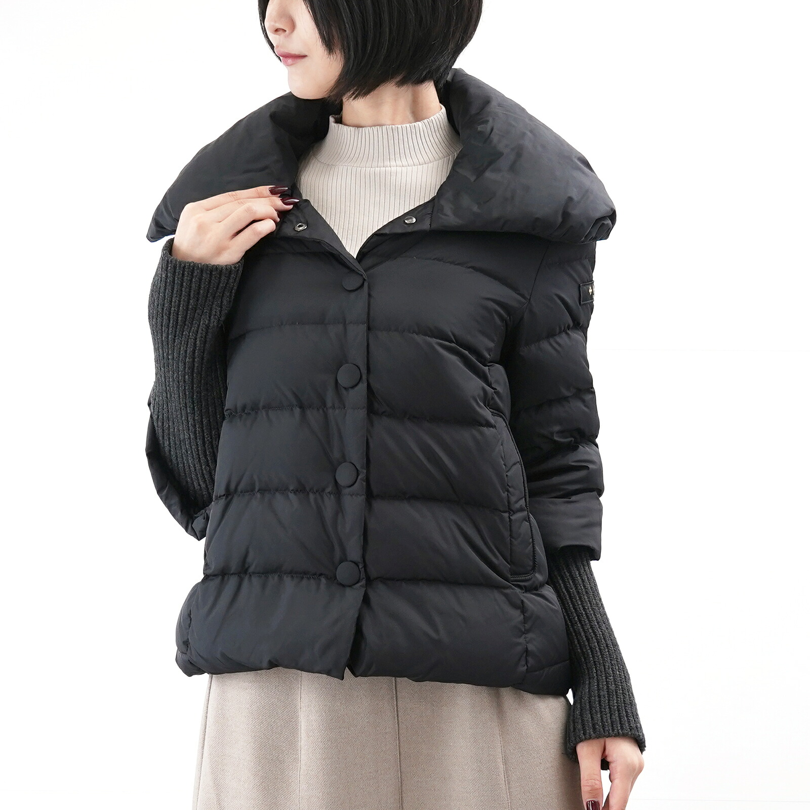 【新品同様+】TATRAS タトラス COLMA ブラック ダウンジャケット レディース 女性 人気 おすすめ プレゼント ロゴ【中古】|EARTH BOUTIQUE