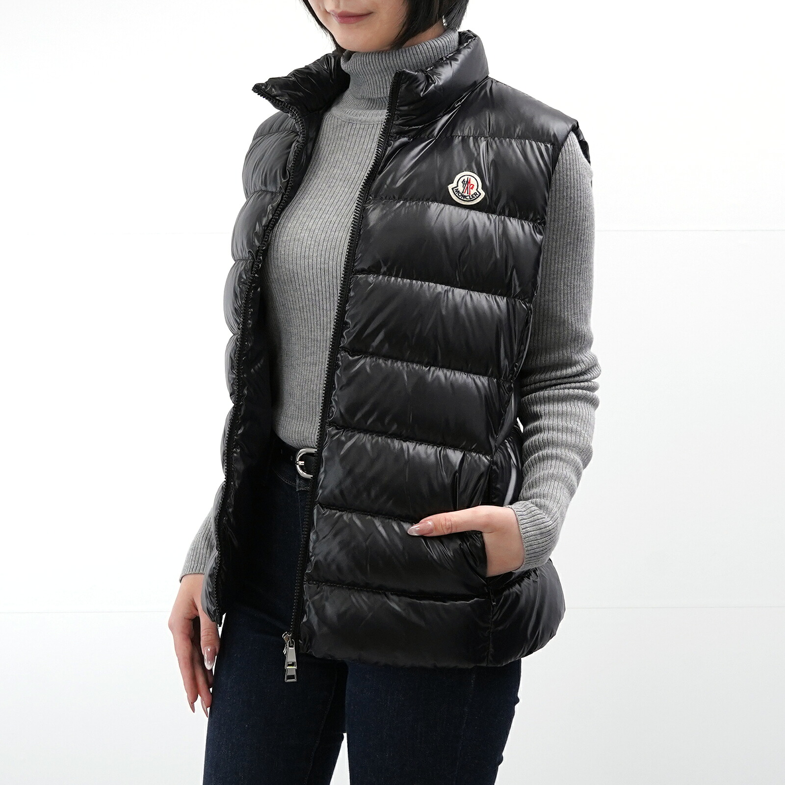 【未使用 展示品】MONCLER モンクレール GHANY 1A52500 68950 ブラック ダウンベスト レディース 女性 人気 おすすめ プレゼント ロゴ【中古】