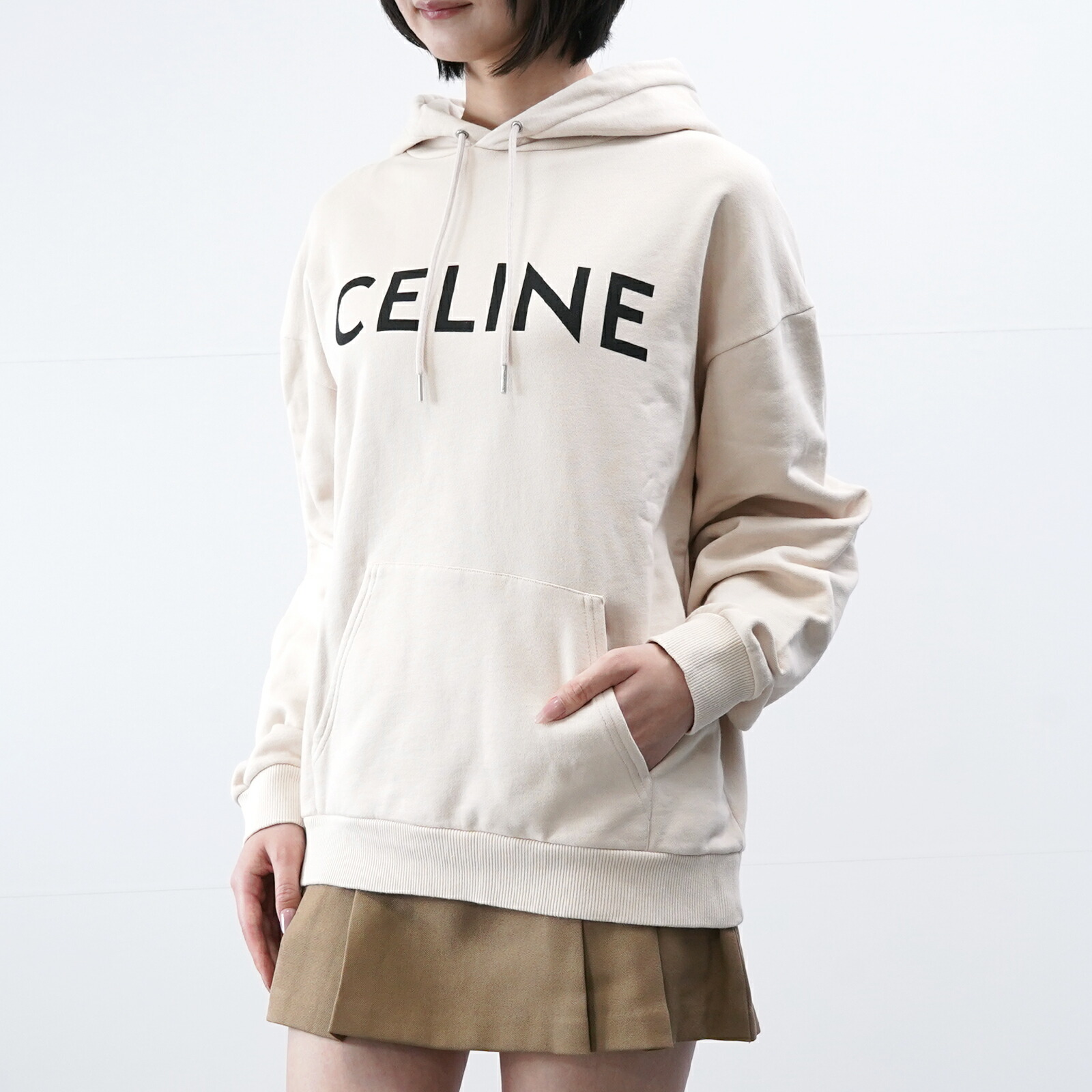 【新品負けず劣らず】CELINE セリーヌ パーカー フーディ  ベージュ レディース 男女兼用 亭主もち 一般受け おすすめ 差し上げ物 ロゴタイプ【中古】