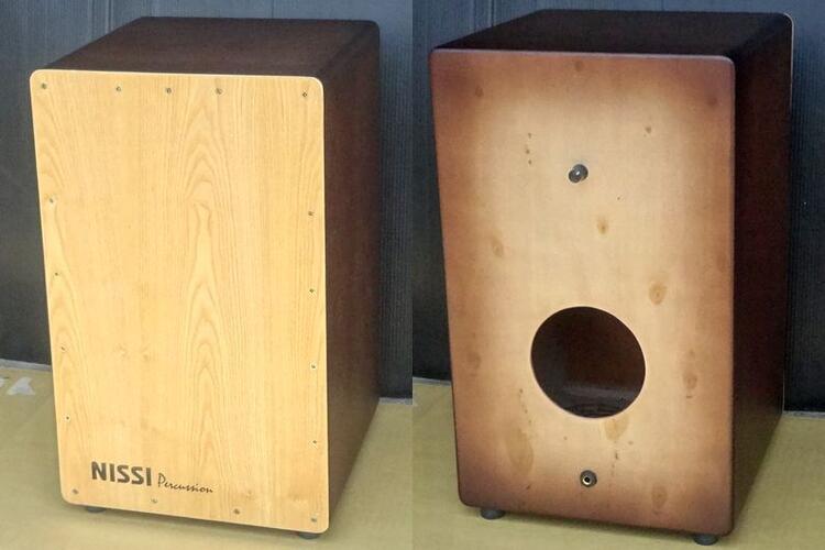 ＮＩＳＳＩピックアップカホン（上質ケース付）～ナチュラルヘッド～ 〈ラテン パーカッション 箱ドラム Cajon〉