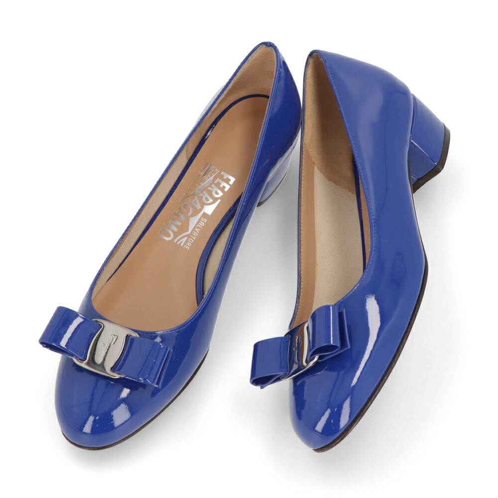 【新品】フェラガモ FERRAGAMO シューズ パンプス レディース VARA 1 ブルー エナメルレザー 光沢 シンプル ヒール リボン ヒールあり 0763694