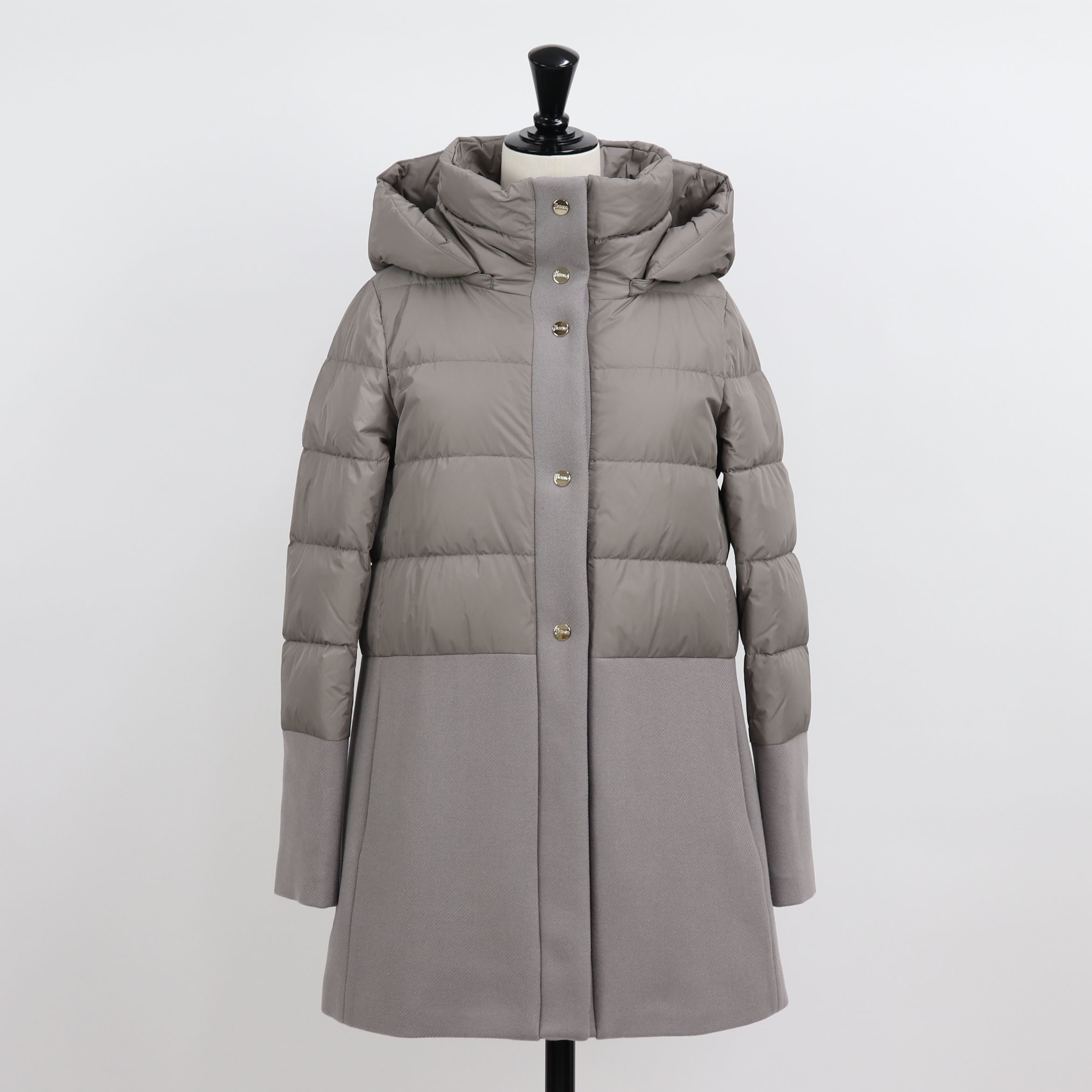 【楽天市場】【新品】 ヘルノ HERNO PI001759D 2720 ダウンジャケット/ダウンコート グレージュ レディース：LE CHIEN