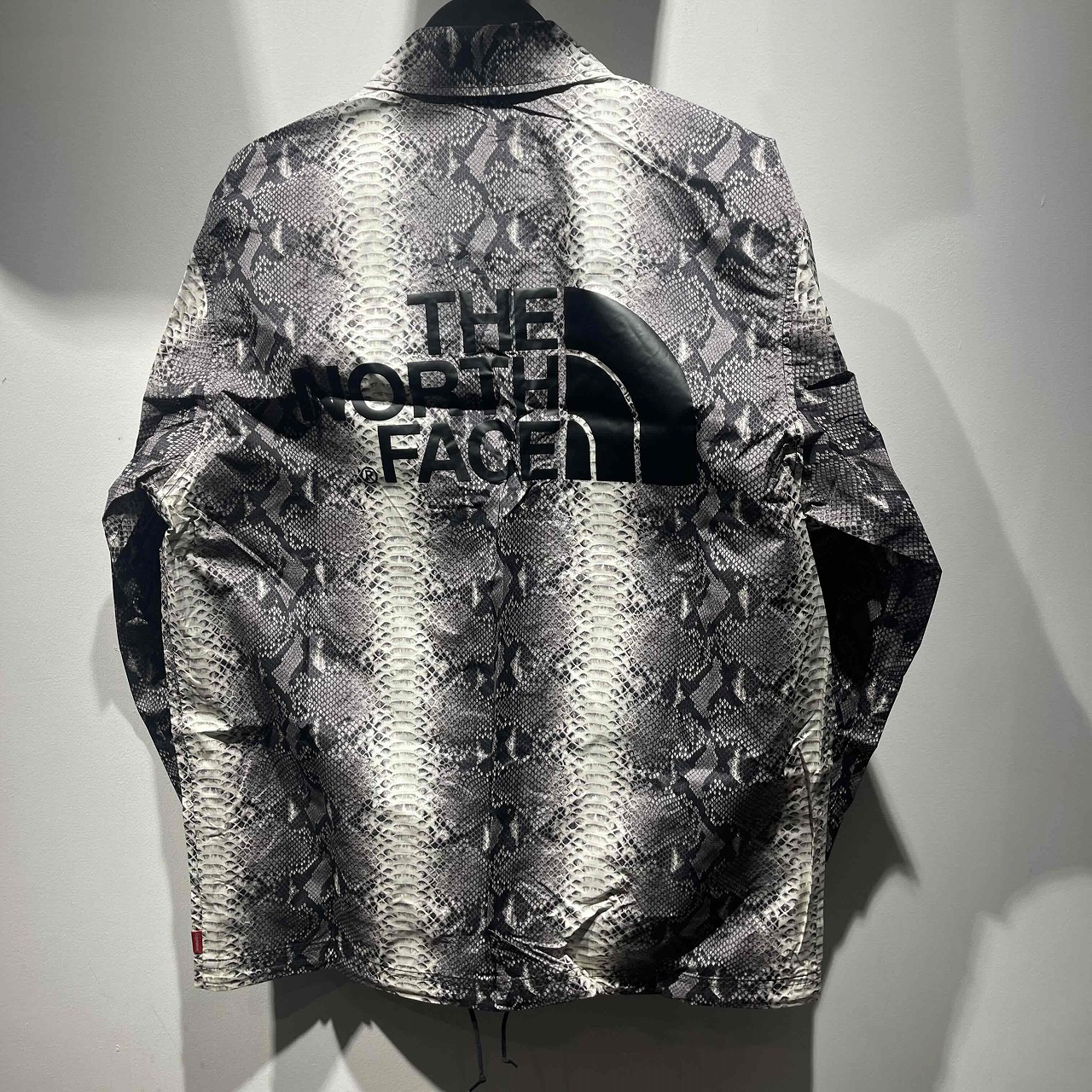 楽天市場】Supreme × THE NORTH FACE 18ss Snakeskin Taped Seam