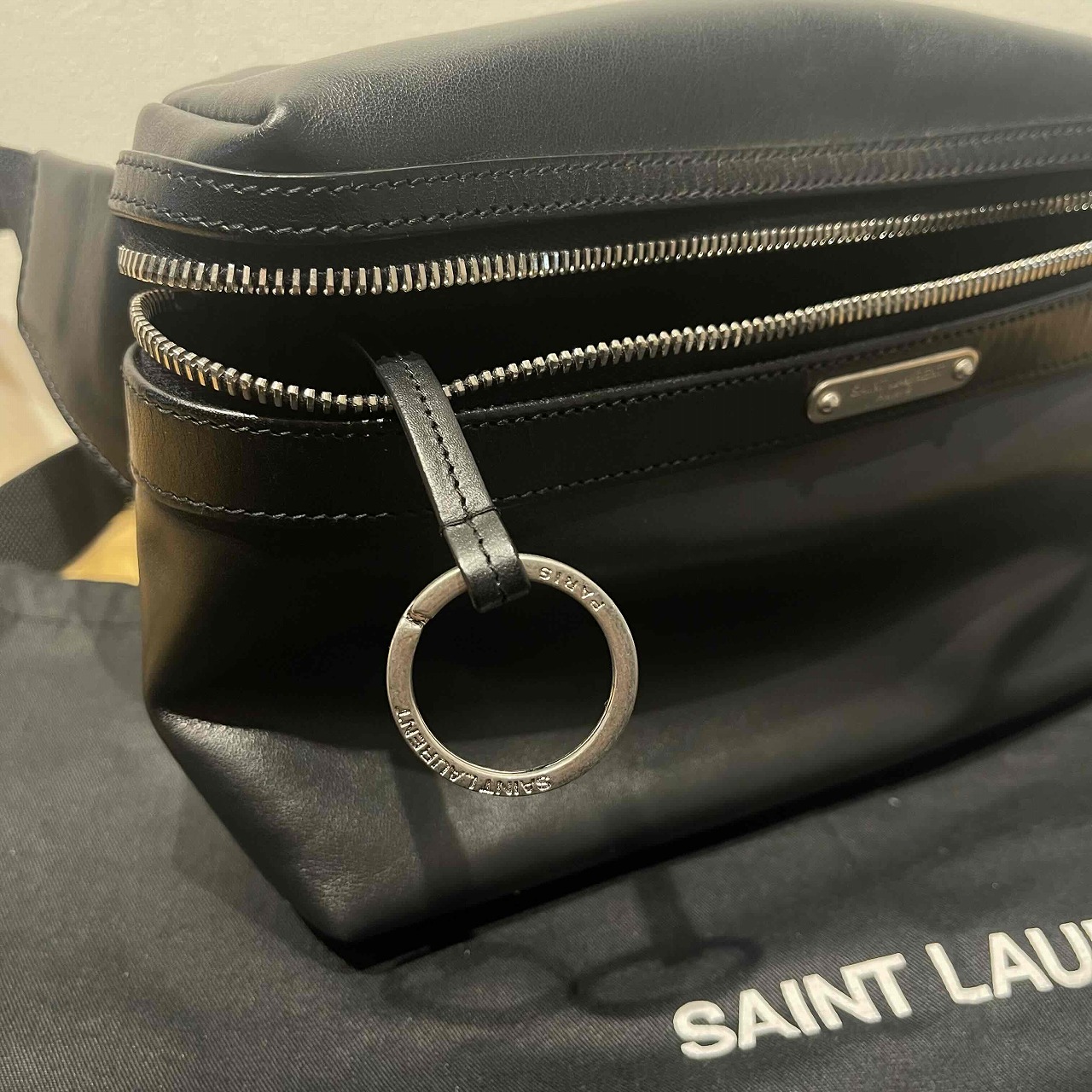 SAINT LAURENT PARIS シティ サンローランパリ ボディバッグ 心斎橋