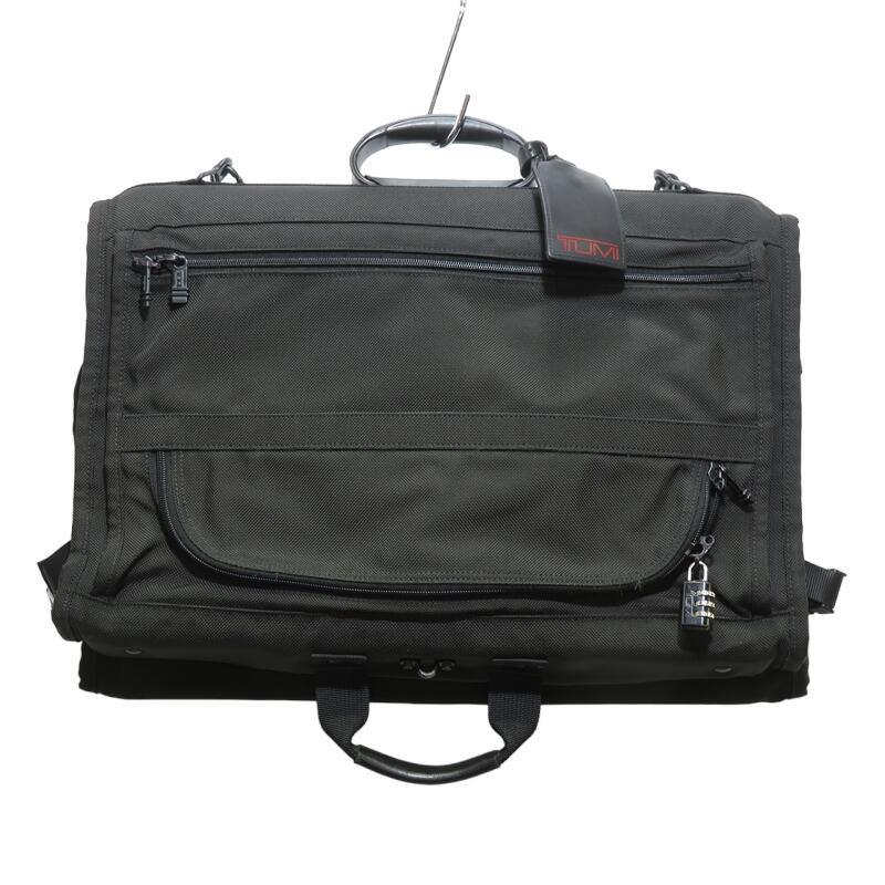 TUMI ガーメントバック　22133DH TUMI □ トゥミ ガーメントバッグ 22133DH ハンガー付