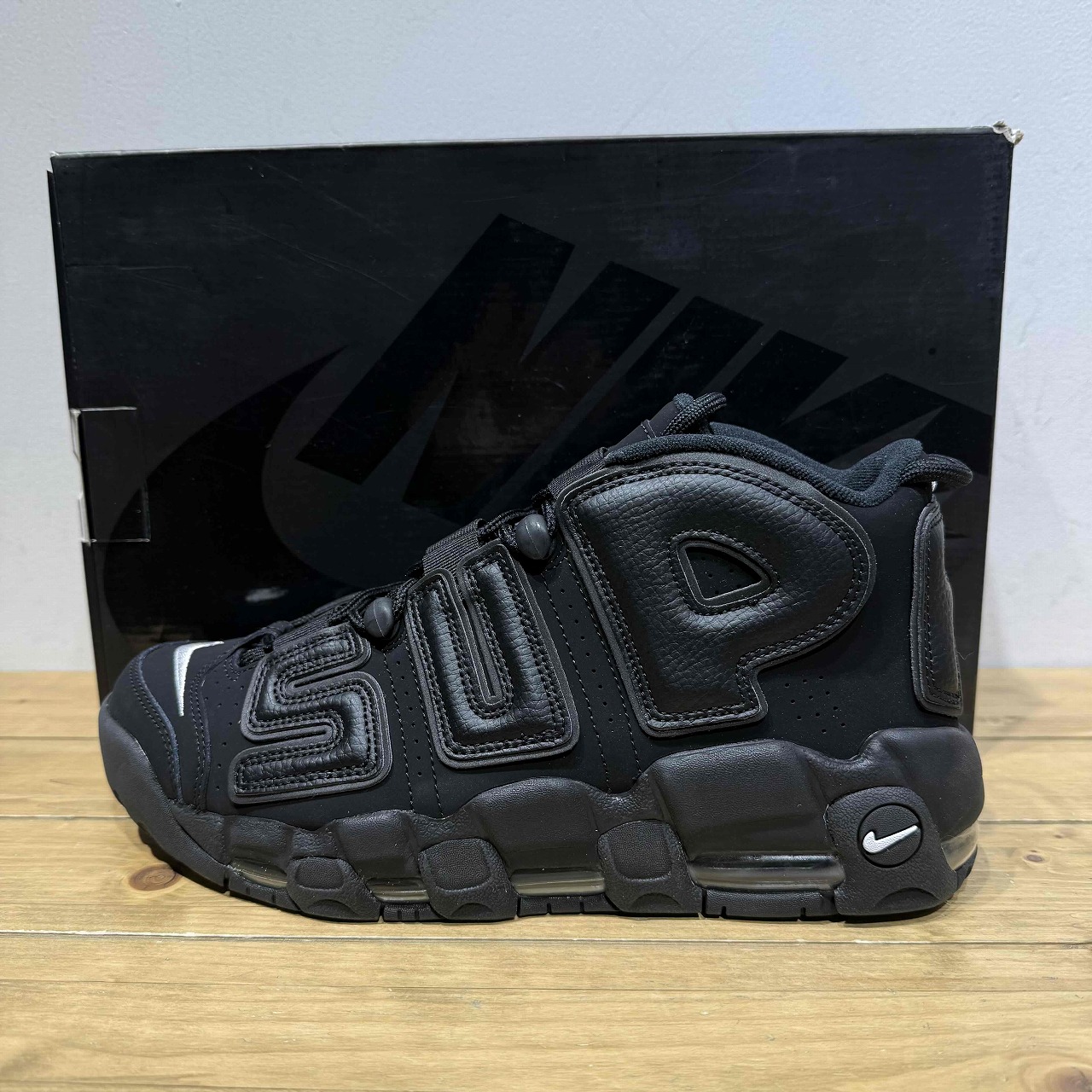 楽天市場】17年製 SUPREME × NIKE AIR MORE UPTEMPO 赤白 US9.5/27.5