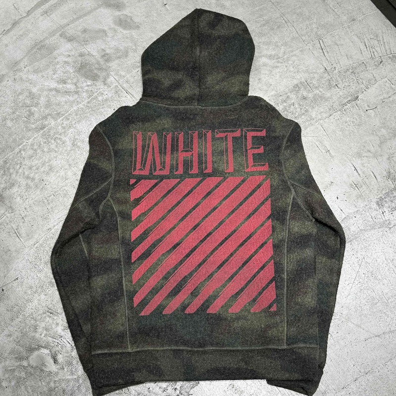 OFF-WHITE SPRAY PRINT HOODIE 大きさS 象牙色 吹きつける刷り上げる フーディー パーカー 心斎橋店【中古】