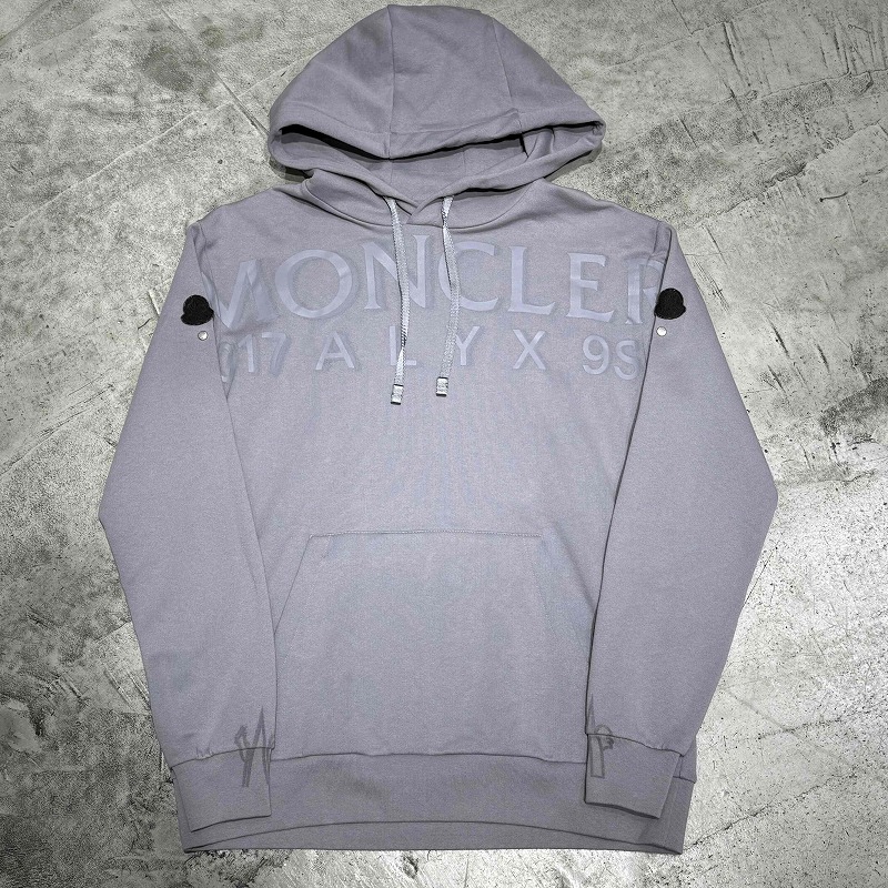 MONCLER 1017 ALYX 9SM PRINT HOODIE 大きさM H209Y8G00001 モンク軌跡  フーディー パーカー 心斎橋店【中古】