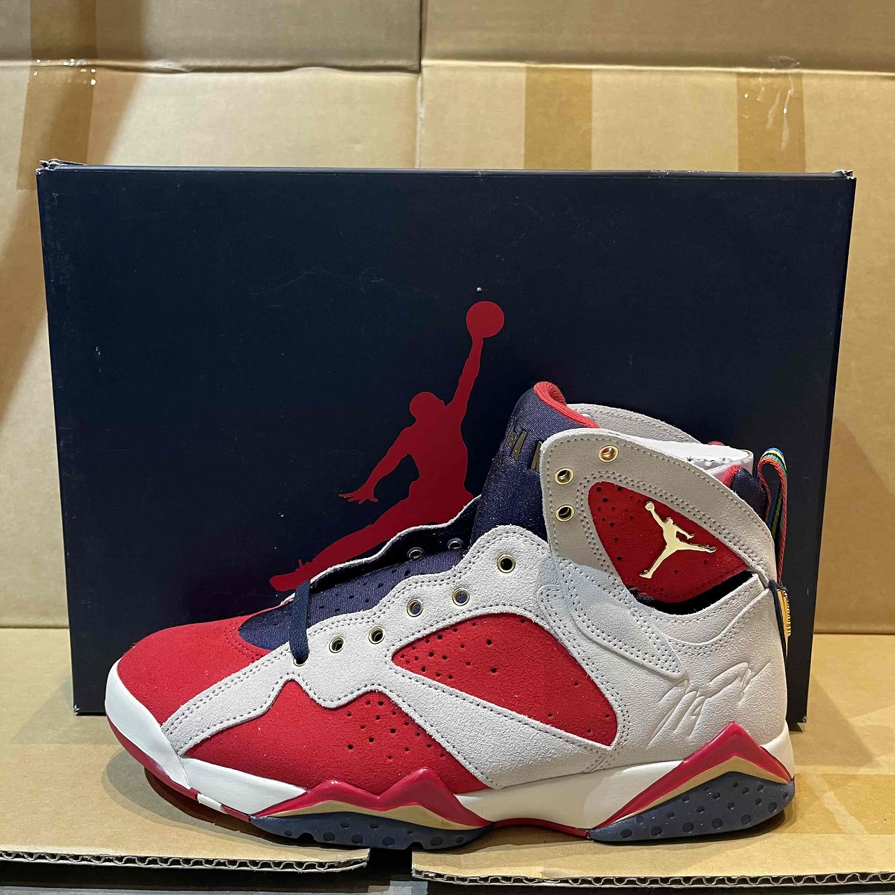 楽天市場】NIKE AIR JORDAN 6 RETRO CARMINE 2021年 29cm CT8529-106 ナイキ エアージョーダン6  レトロ カーマイン スニーカー 心斎橋店【中古】 : union3 楽天市場店