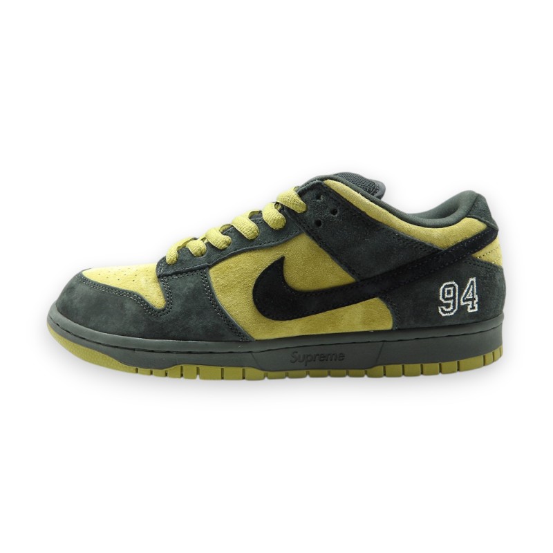 SUPREME×NIKE 25aw SB DUNK LOW OG QS CAMPER GREEN 大きさ28.0珊 HQ8487-300 箱有 シュプリーム ナイキ エスビー ダンク 置き目 キャンパー緑であること スニーカー 大名店【中古】