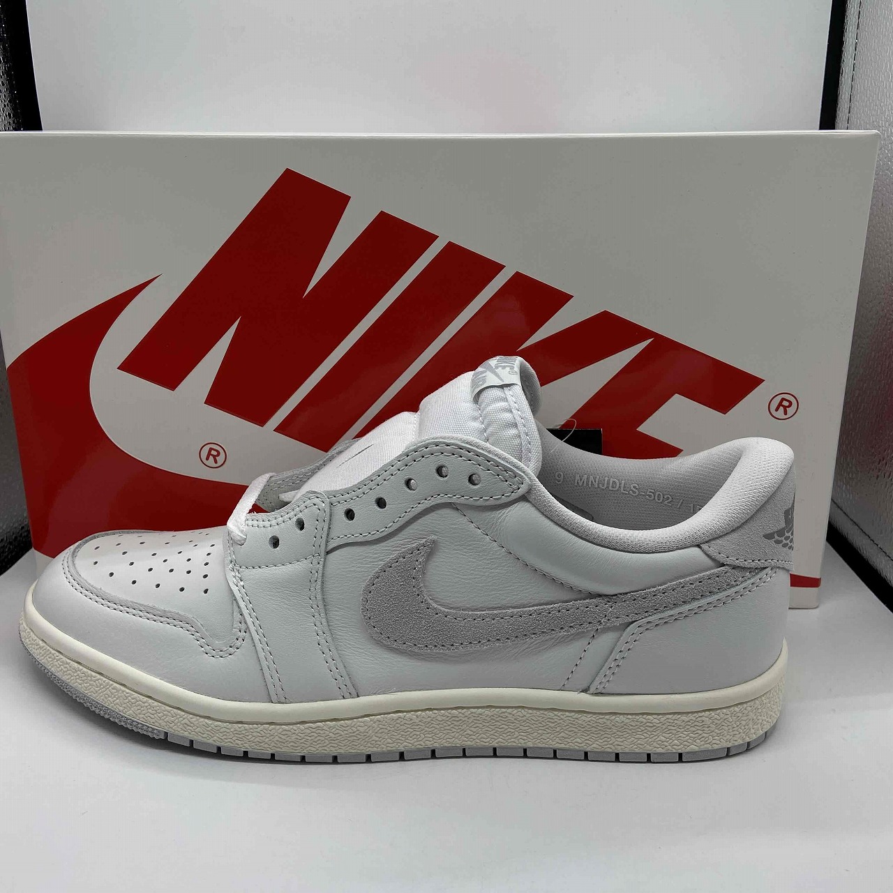 Air Jordan 1 グレー/ホワイト/ブラック ⭐️値下げ交渉アリ Amazon | Jordan 1 Low '85 'ホワイト/ブラック-ニュートラル
