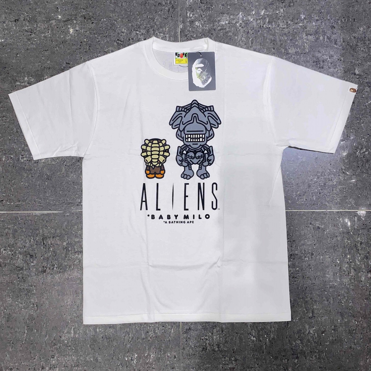 楽天市場】A BATHING APE ULTRAMAN BABY MILO TEE 2014年 M