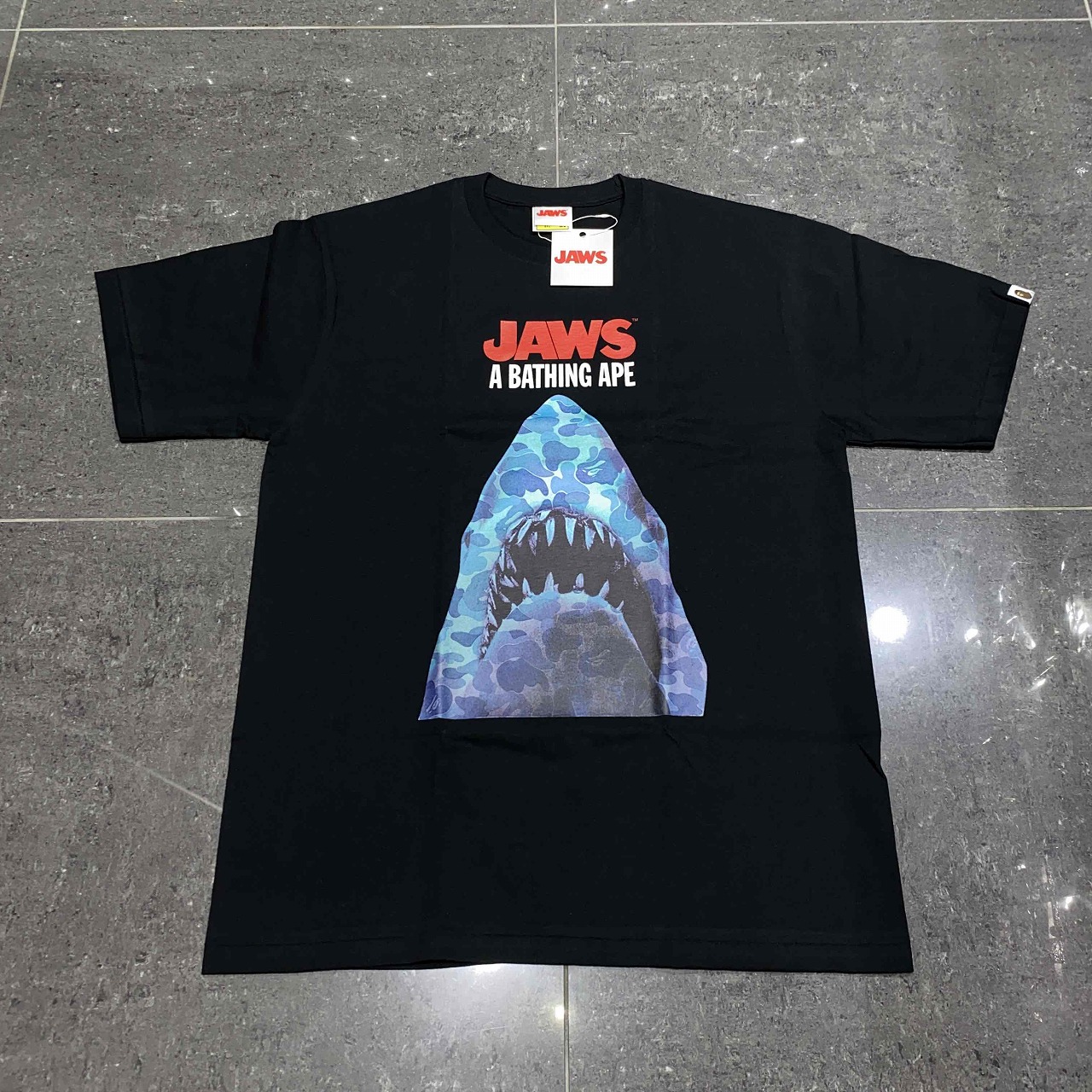 A BATHING APE SHARKプリント 半袖Tシャツ 黒 Sサイズ A BATHING APE シャーク Tシャツ Sサイズ 黒 - メルカリ