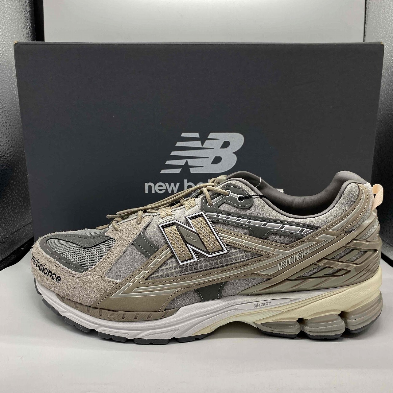 NEW BALANCE 2024 x INVINCIBLE x N.HOOLWOOD 1906U 28.0cm M1906NIH ニューバランス インヴィンシブル エヌハリウッド スニーカー 南堀江店【中古】