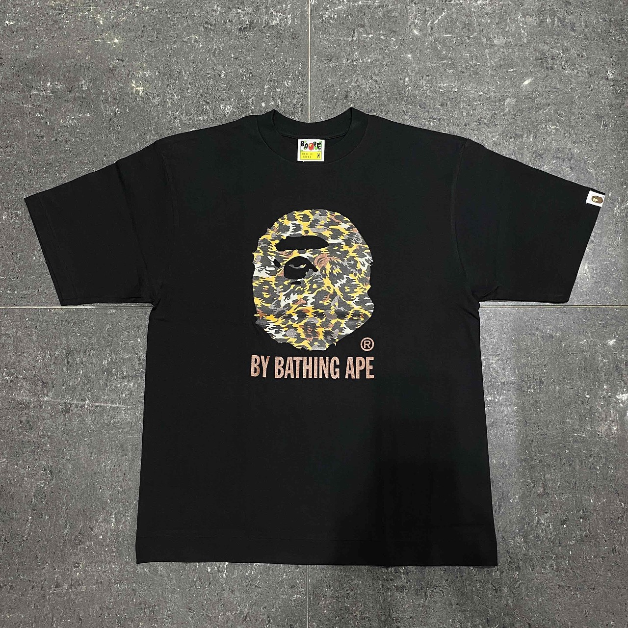 A BATHING APE 2000年月日 BY BATHING LEOPARD TEE SIZE-M アベイシングエイプ バイベイシングレオパード 半袖プルオーバー BAPE 南堀江店【中古】