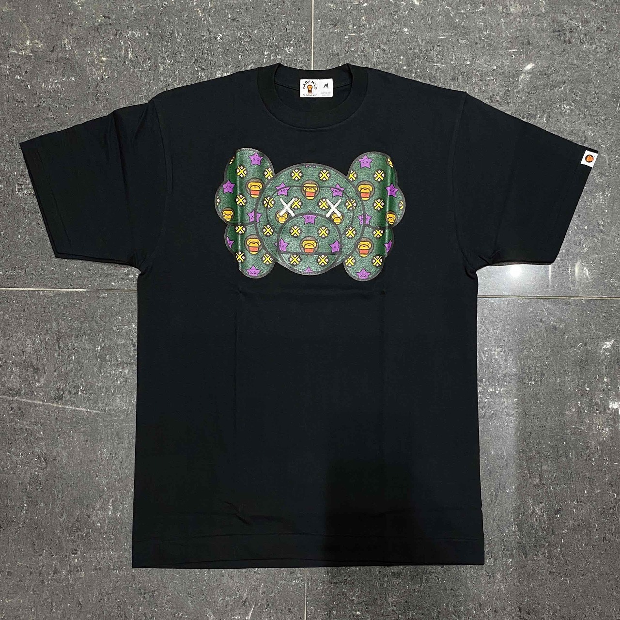 Bape kaws Tシャツ カウズ マイロ アベイシングエイプ水色総柄 日本製 Bape kaws Tシャツ カウズ マイロ アベイシングエイプ水色総柄