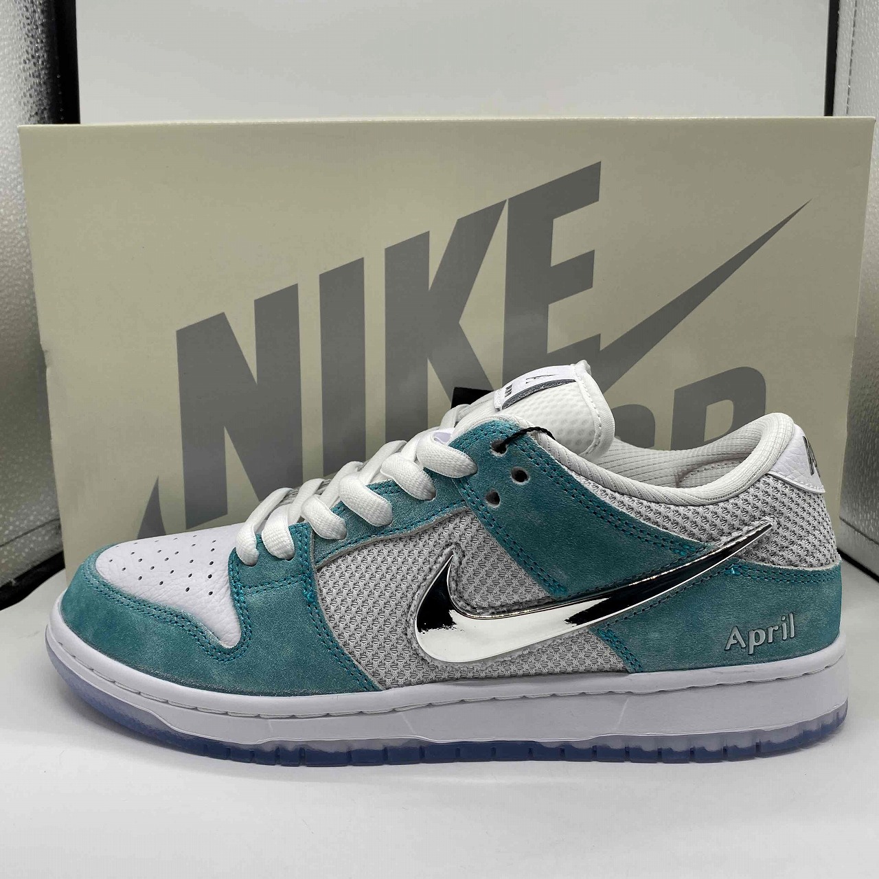 APRIL エイプリル Nike SB Dunk Low Pro QS　新品 11/25・11/27・11/28発売｜APRIL SKATEBOARDS × Nike SB Dunk