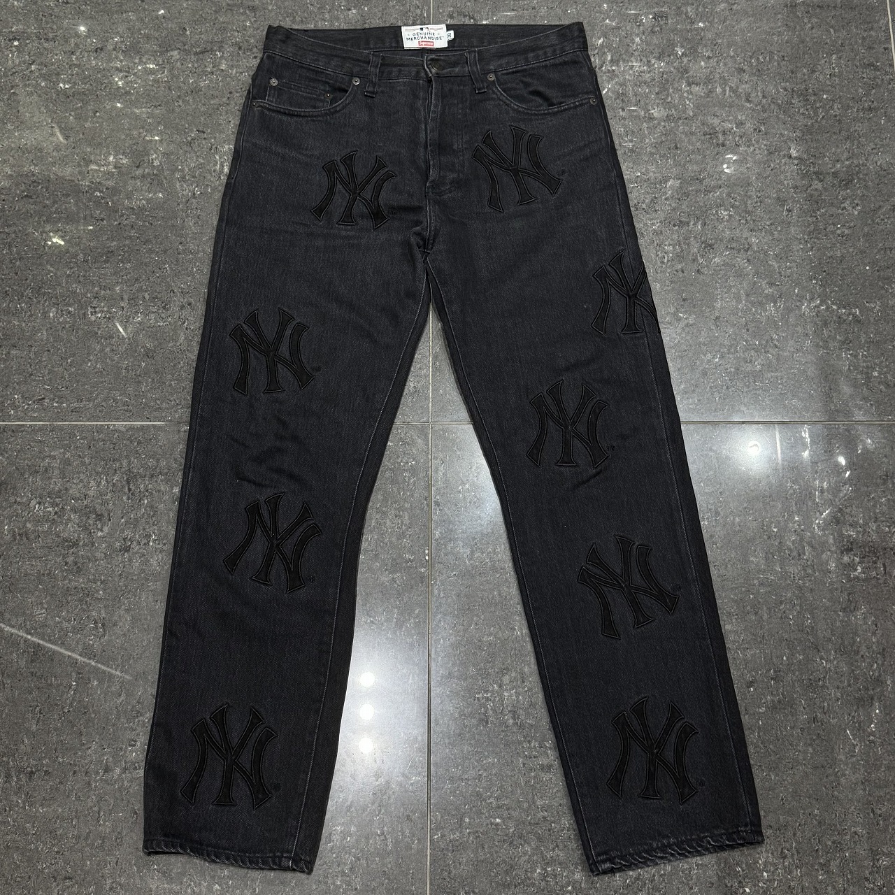 Supreme 21aw x New York Yankees Regular Jean Size-30 シュプリーム ニューヨークヤンキース レギュラージーンズ デニムパンツ 南堀江店【中古】｜union3 店