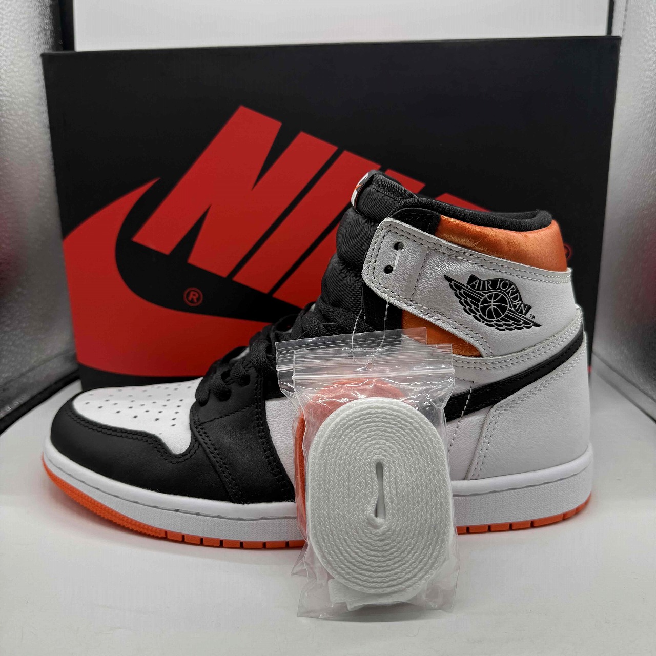 NIKE 2021 AIR JORDAN 1 RETRO HIGH OG ELECTRO ORANGE 26.0cm 555088-180 ナイキ エアジョーダンワンレトロハイオージー エレクトロオレンジ スニーカー 南堀江店【中古】