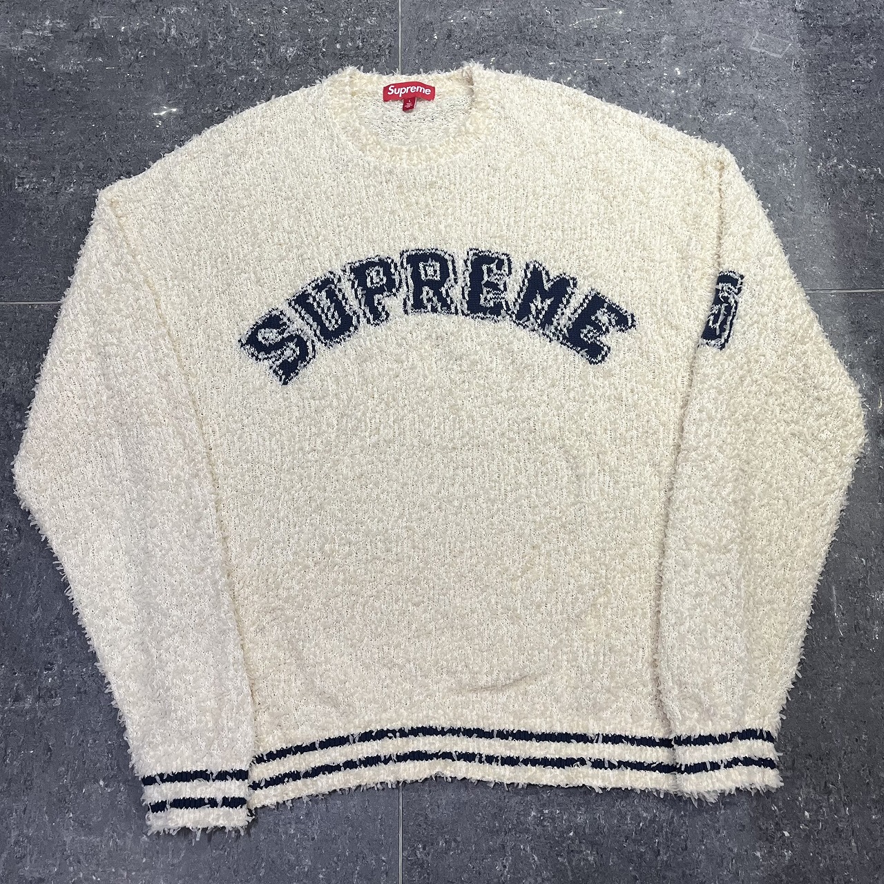 楽天市場】FW24 Supreme Snow White Sweater シュプリーム