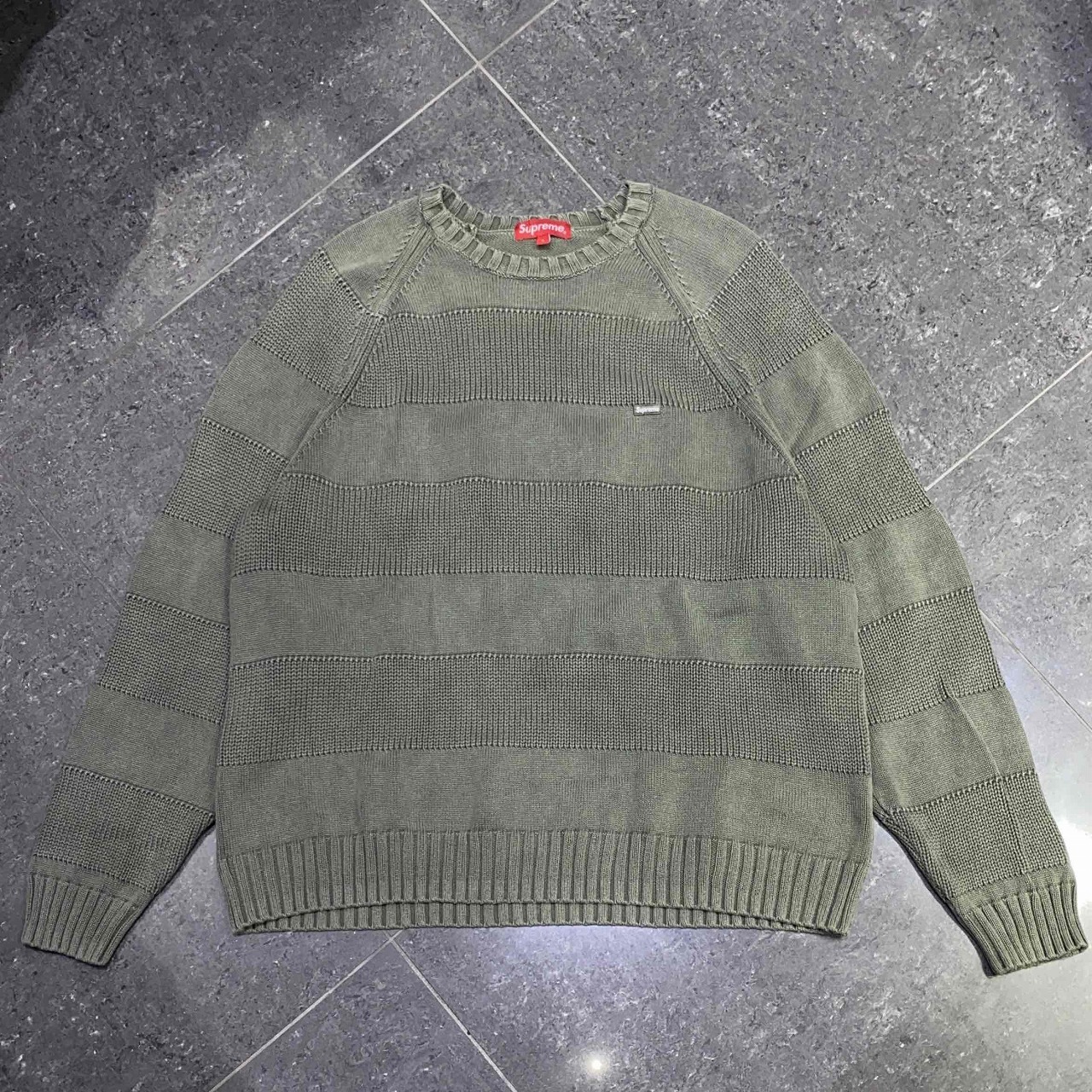 楽天市場】23AW Supreme Small Box Ribbed Sweater シュプリーム