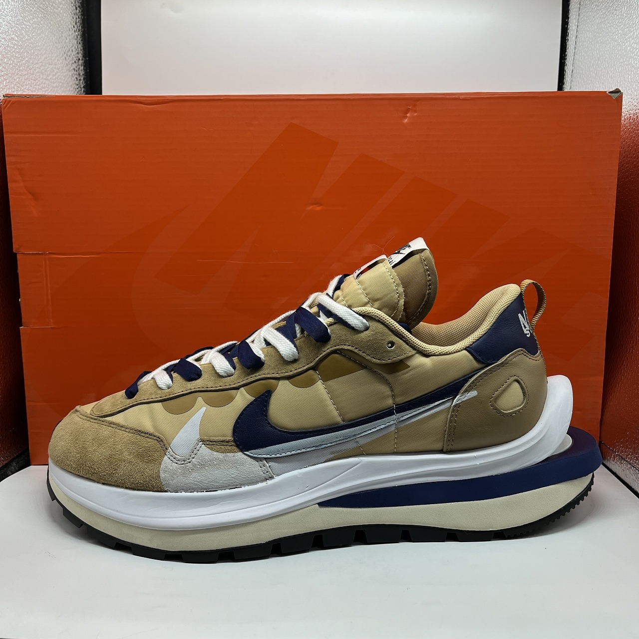 NIKE VAPORWAFFLE SACAI サカイ　ベイパーワッフル NIKE公式】ナイキ x sacai ヴェイパーワッフル 'Sesame and Blue Void