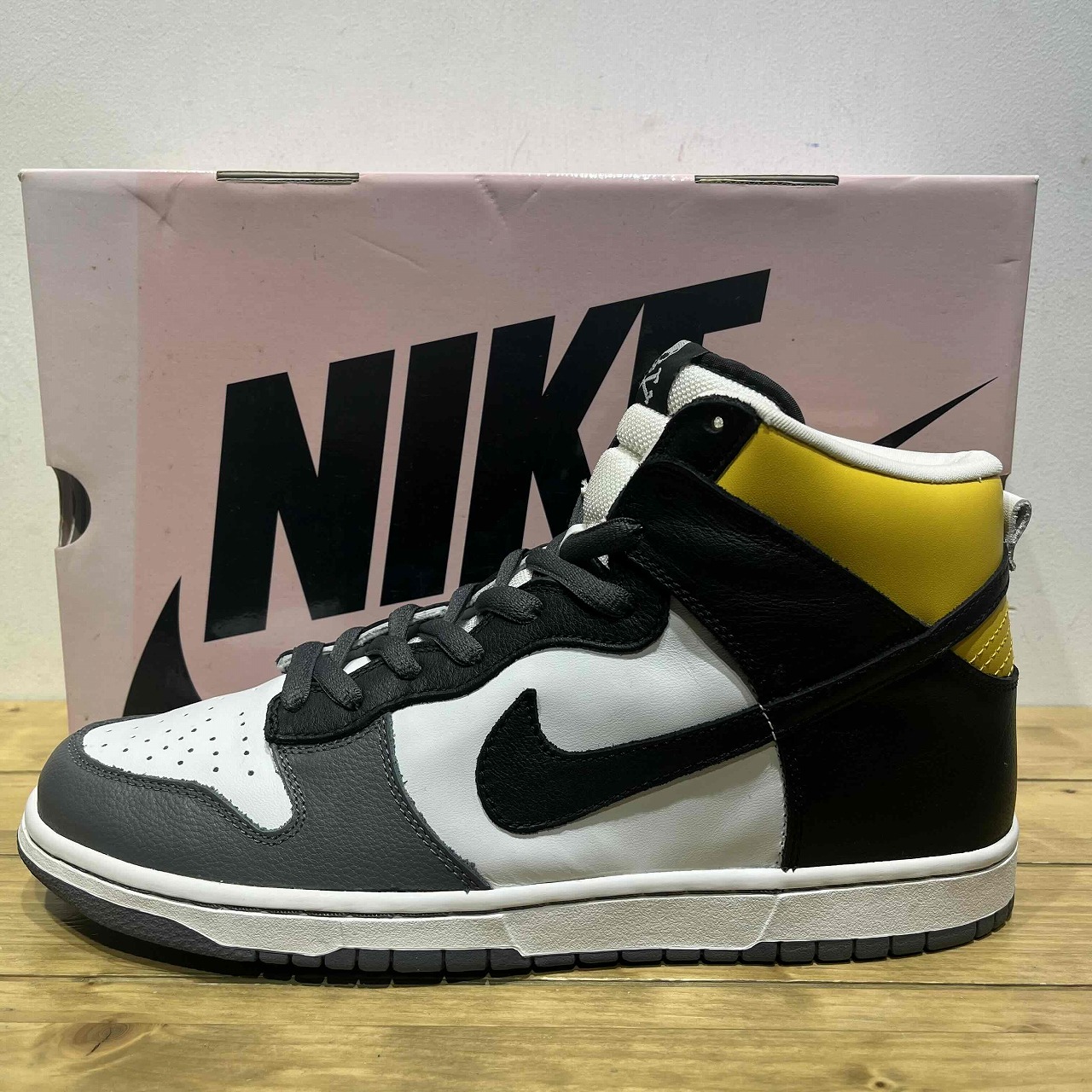 Nike Dunk High ホワイト/グレー/ブラック/ダニエルシミズ 楽天市場】NIKE SB DUNK HIGH PRO DANIEL SHIMIZU 28.5cm 305050