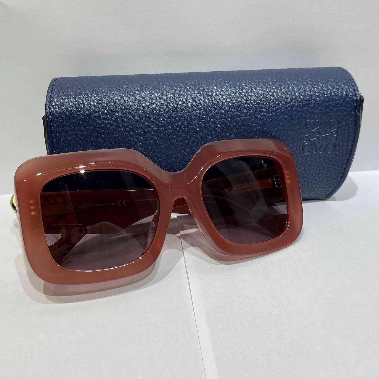 ロエベ　サングラス　ピンクブラウン ピンク系 LOEWE(ロエベ) アイウェア(レディース) - 海外通販のBUYMA