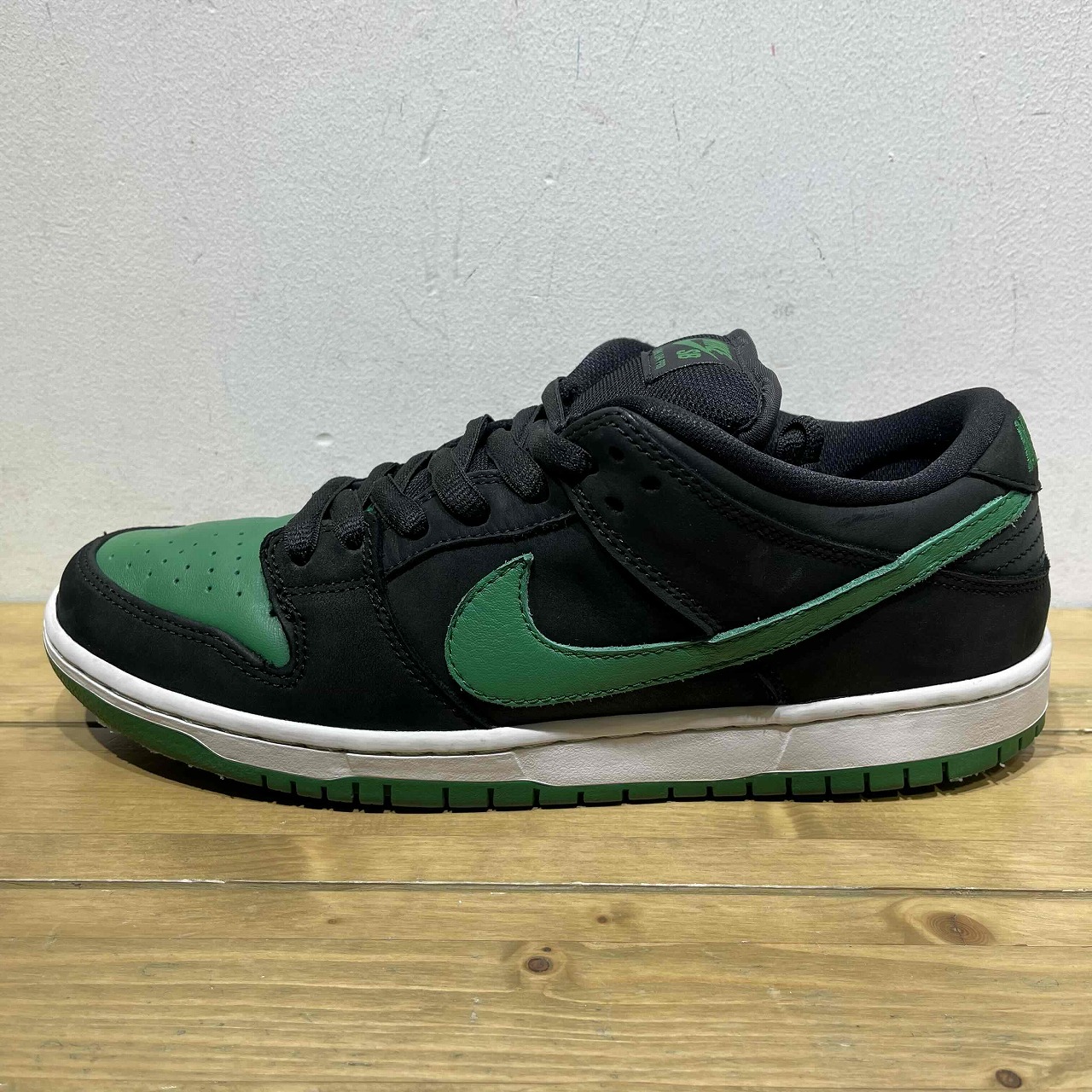 NIKE SB DUNK LOW PRO J PACK PINE GREEN 27.5cm BQ6817-005 ナイキエスビー ダンクロー パイングリーン スニーカー 心斎橋店【中古】