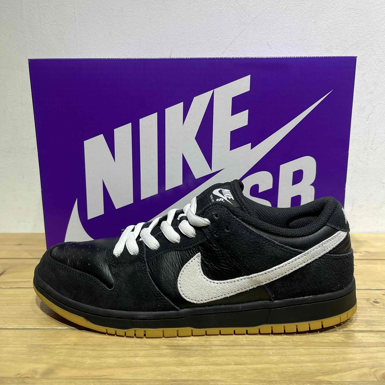 靴 Nike SB Dunk Low Pro CD2563-006 BLACK 27 楽天市場】NIKE SB DUNK LOW PRO black/white-blk cd2563-006