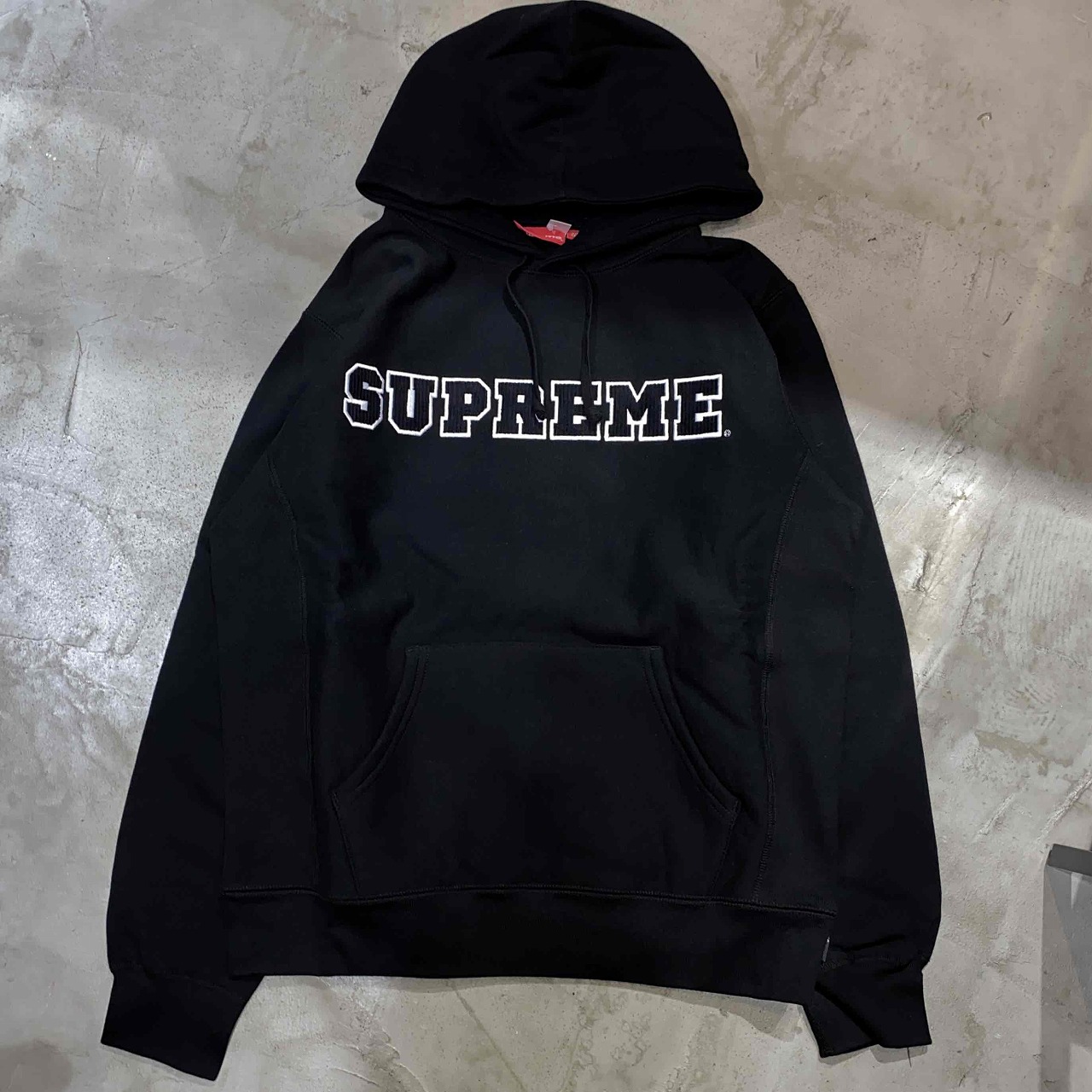 【美品】シュプリーム Script Stripe パーカー Mサイズ ブラック Script Stripe Hooded Sweatshirt | Supreme 22ss