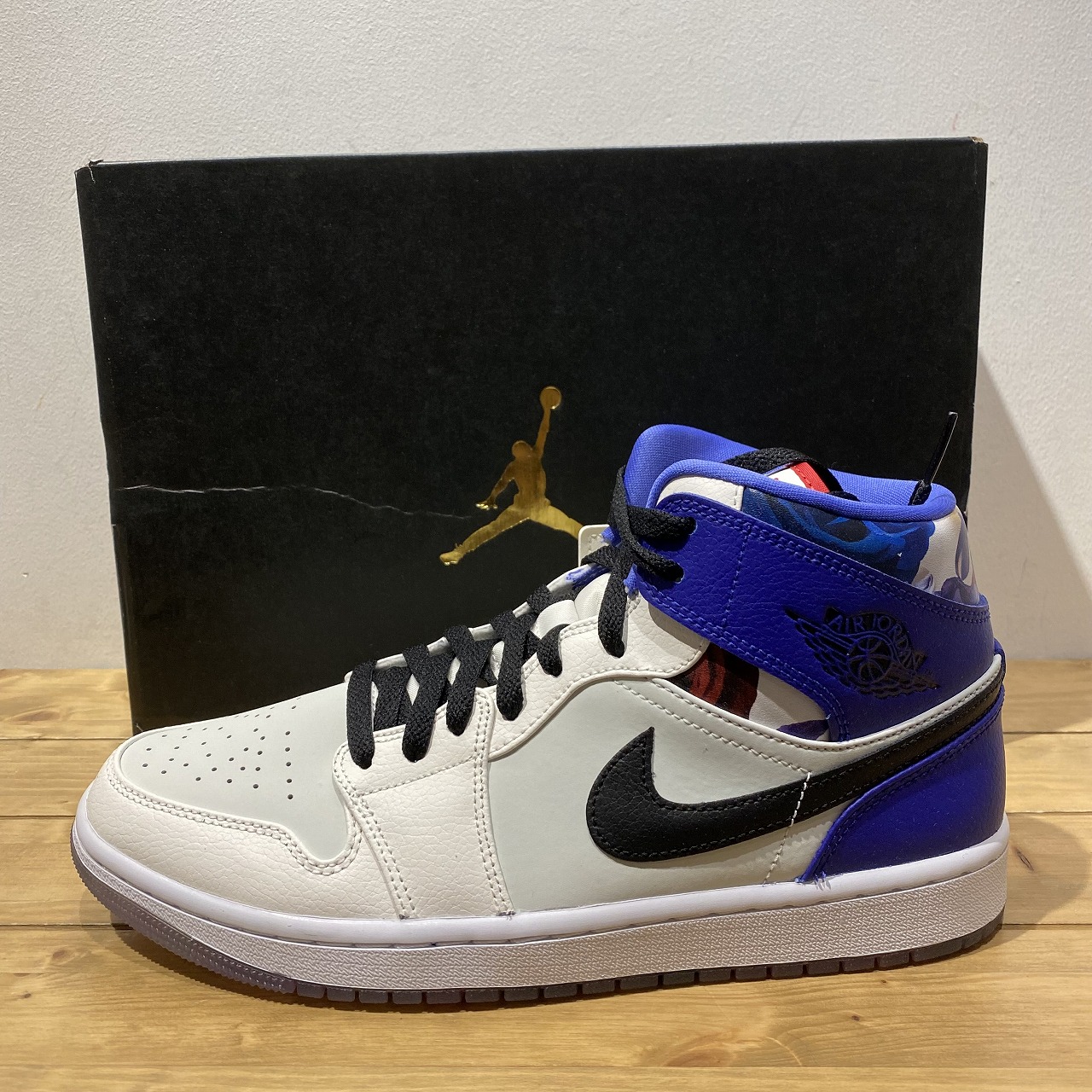 NIKE 2023 AIR JORDAN 1 MID SE \