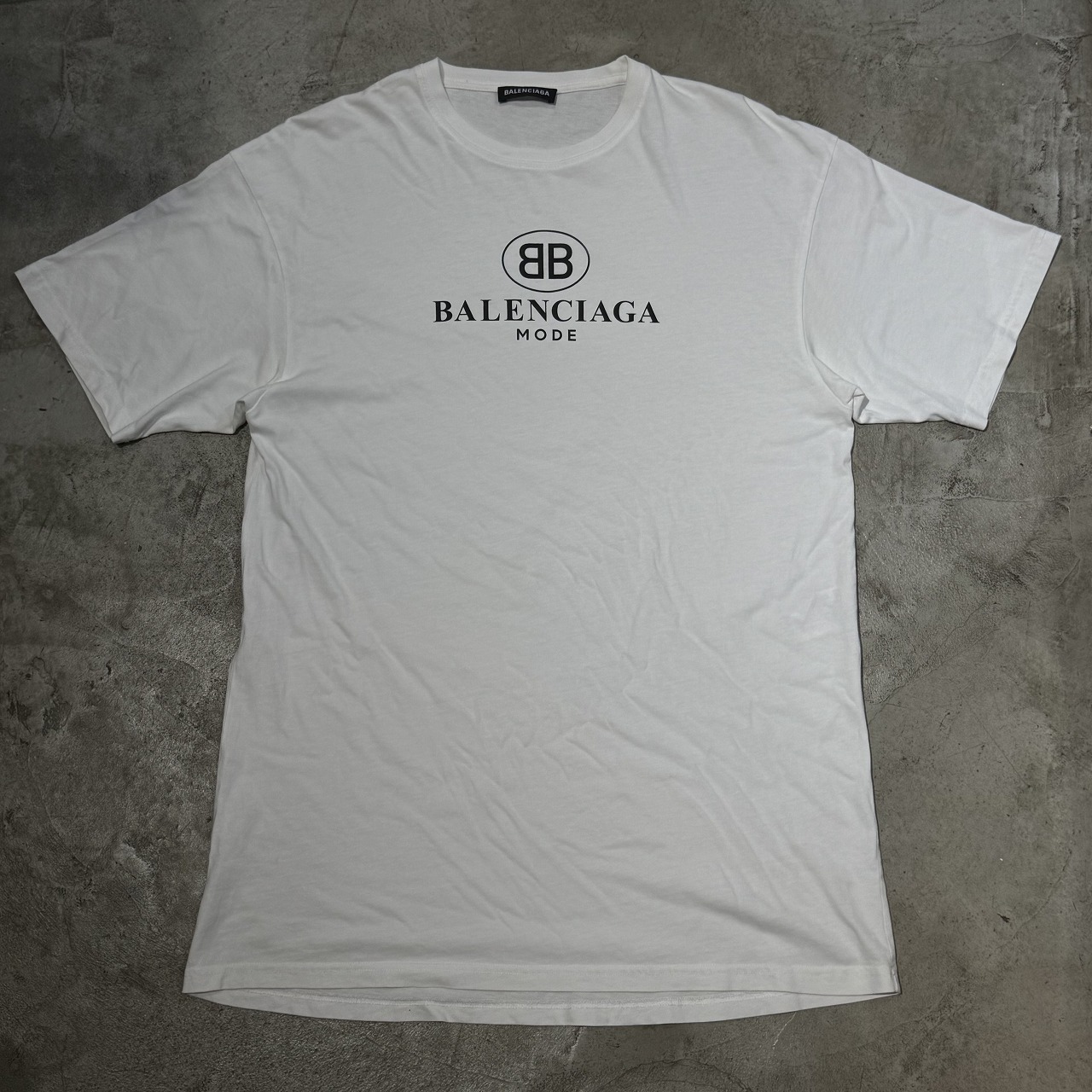 楽天市場】BALENCIAGA バレンシアガ デストロイ ロゴTシャツ