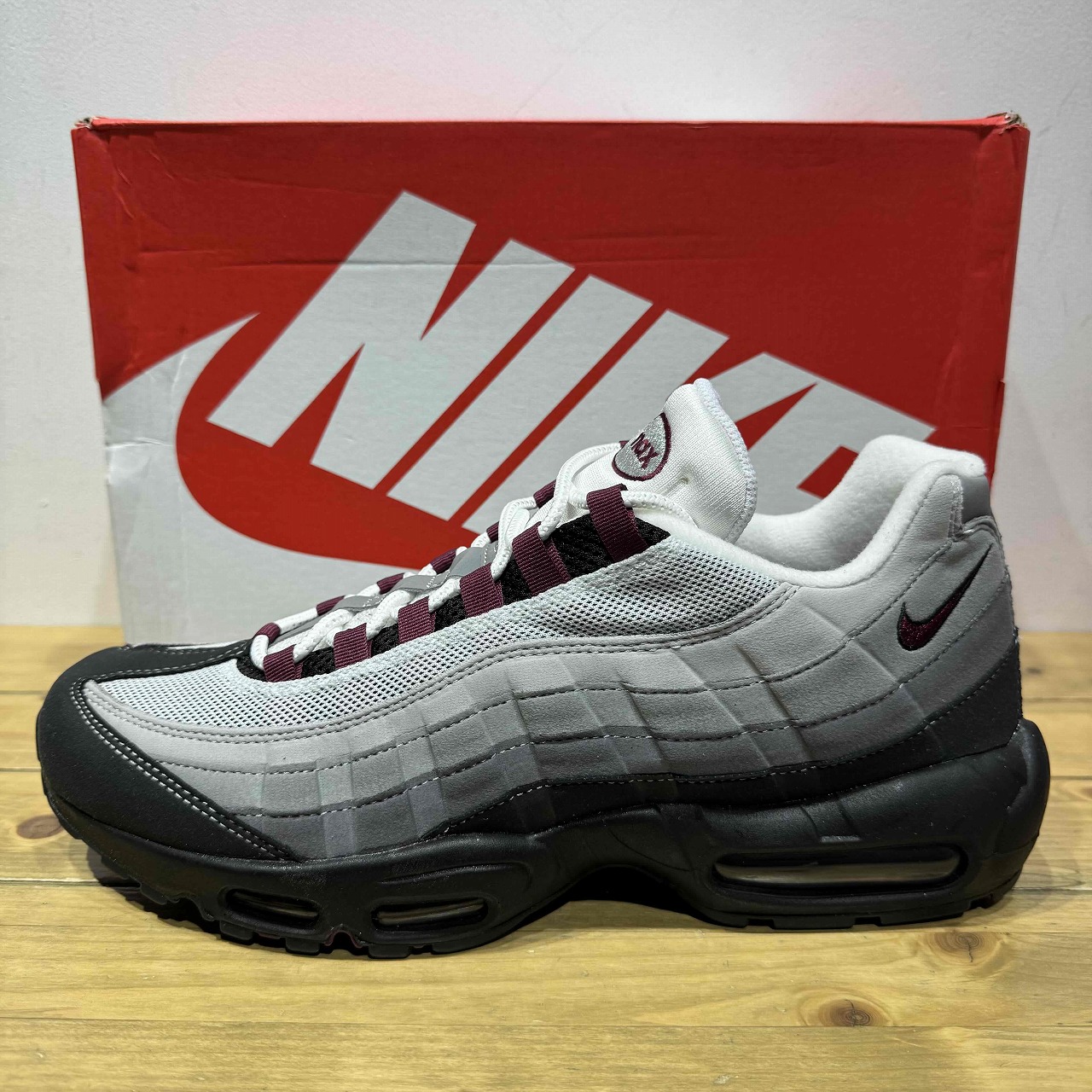 ☆NIKE エアマックス95グレイテストヒッツパック 楽天市場】[ ポイントUP & お得な割引クーポン!! ] NIKE AIR MAX 95