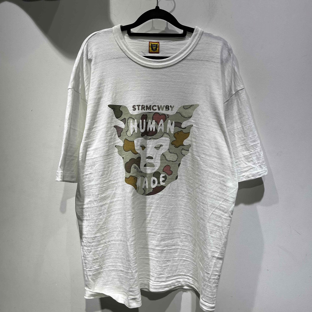 専用 human made×kaws アロハシャツ 専用 human made×kaws アロハシャツ - メルカリ