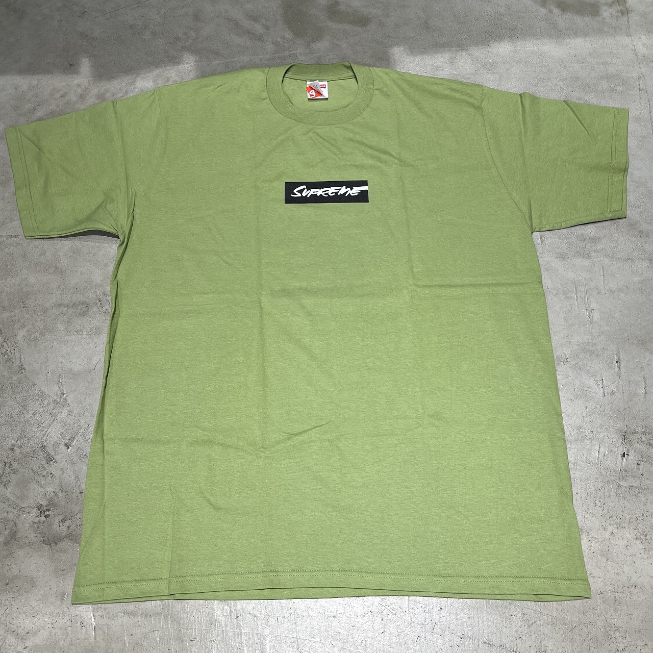 Supreme 24ss Futura Box Logo Tee XLサイズ シュプリーム フューチュラボックスロゴ 半袖Tシャツ 心斎橋店【中古】｜union3 店