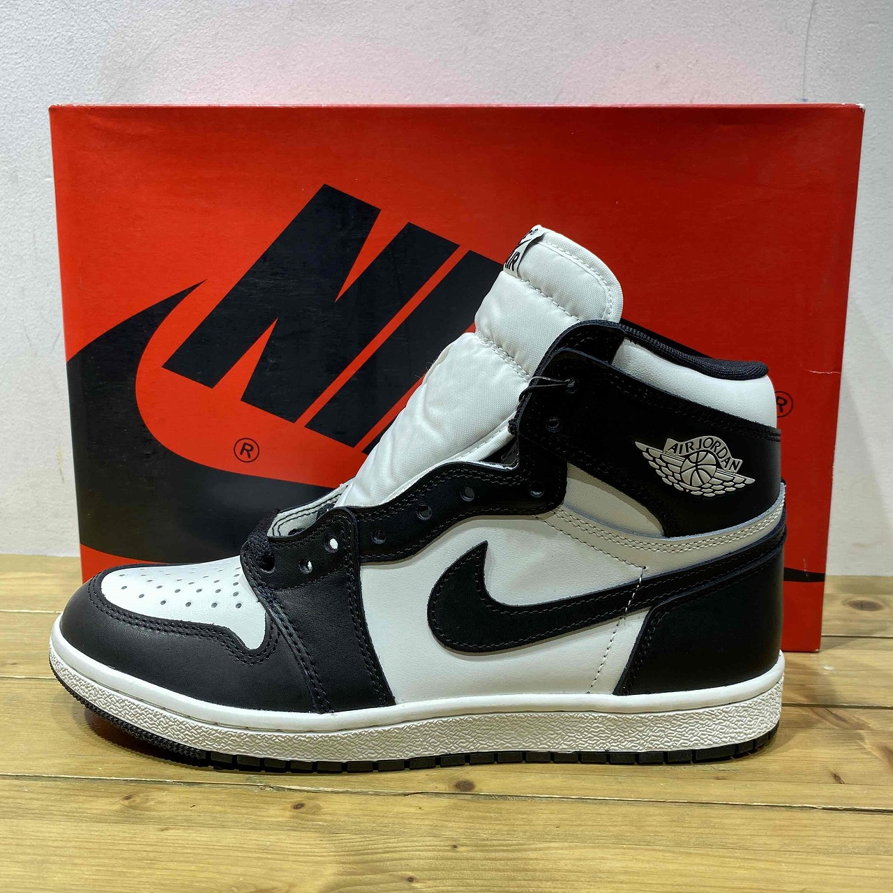 楽天市場】NIKE 23ss AIR JORDAN 1 HIGH 85 27.5cm BLACK/WHITE BQ4422
