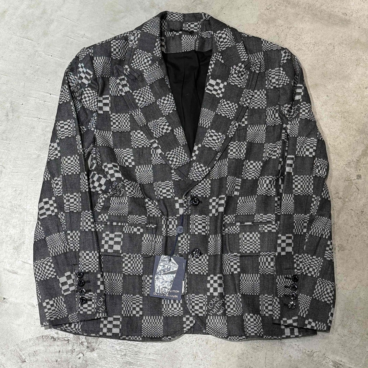LOUIS VUITTON ダミエ ディストーテッド テーラードジャケット SIZE-48 RM211 ZXB HKA61E ルイヴィトン ジャケット 心斎橋店【中古】