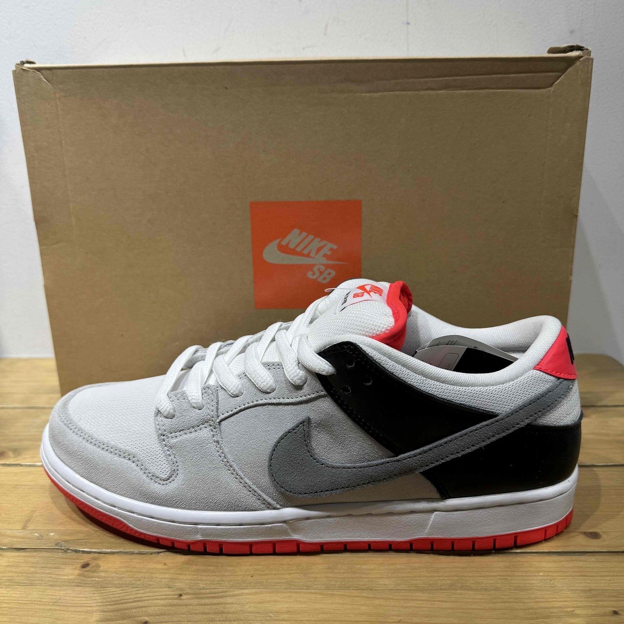 NIKE SB 2020 DUNK LOW PRO ISO INFRARED 28.0cm CD2563-004 ナイキエスビー ダンクロープロ インフラレッド スニーカー 心斎橋店【中古】