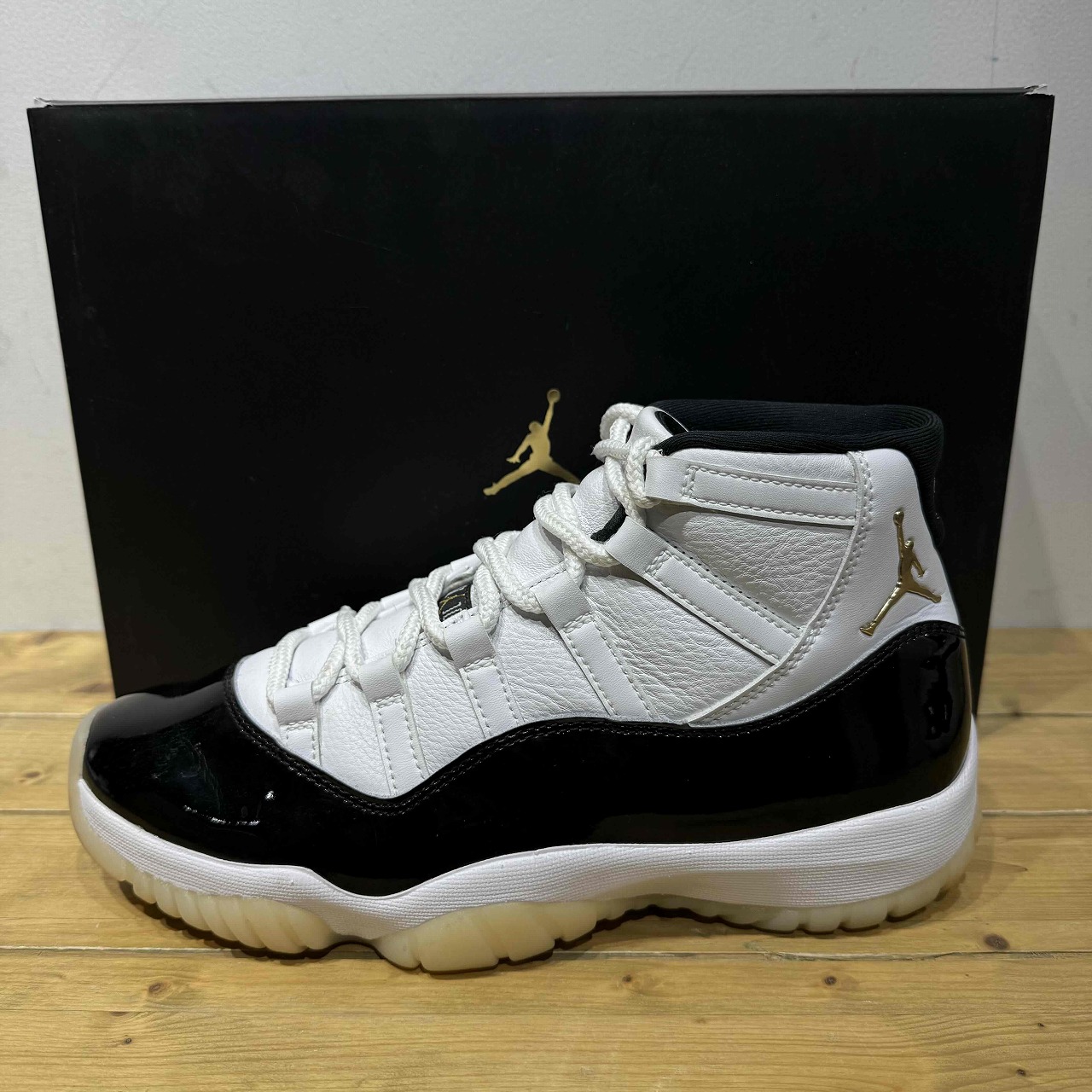 NIKE 2023 AIR JORDAN11 RETRO Gratitude 27.0cm CT8012-170 ナイキ ジョーダン11 スニーカー 心斎橋店【中古】