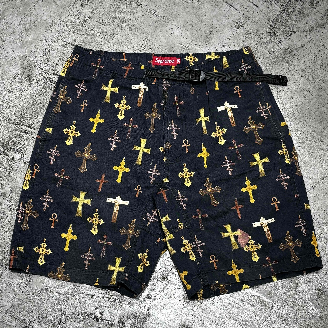 Supreme 13ss Crosses Belted Shorts 30サイズ シュプリーム クロスベルト付きショートショーツ ショートパンツ 心斎橋店【中古】
