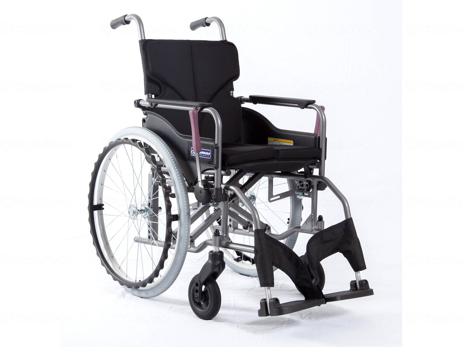 非課税商品 カワムラサイクル モダンA-style 背固定自走用 車椅子 車いす KMD-A22-40S-SH 超高床 / 座幅40cm No.68 黒メッシュ(ポリエステル) メーカー直送|イイケア 介護と健康の通販専門店