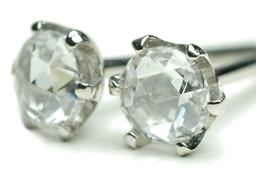 プラチナ900　ローズカットダイヤモンドピアス 3.3mm｜ジュエリーエクセレンテ