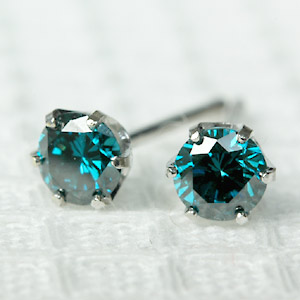 SI～VSクラス ブルー ダイヤモンド ピアス 0.3ct ピンクゴールド・イエローゴールド・プラチナ 嬉しいボリューム感ブルー ダイヤ ピアス 【対応】