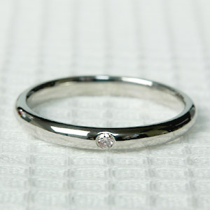 楽天市場】K18 シンプル ストレート ダイヤモンド リング0.02ct 18金