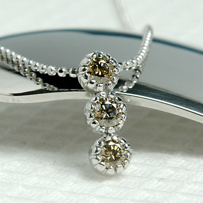 楽天市場】K18 ブラックダイヤモンド 0.5ct ダイヤモンド ペンダント