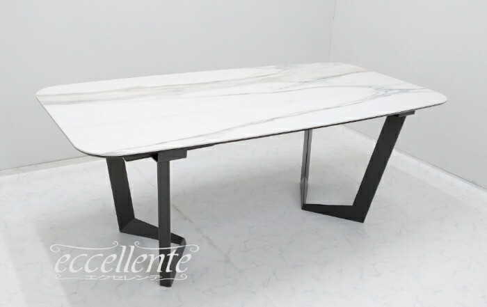 「ヨーロッパインポート調度品 エクセレンテ」のこだわり About eccellente