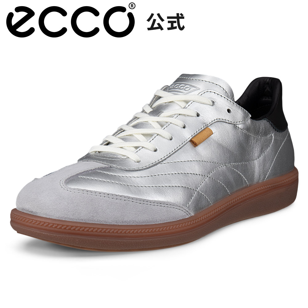 雨季が楽しげになる！雨季にも負けないECCOの“ムレない雨合羽”シューズ