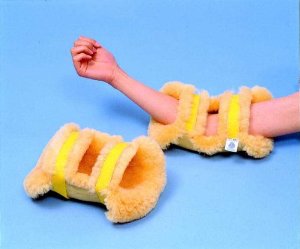 ウェルファン ナーシングラッグひじあて 右手用